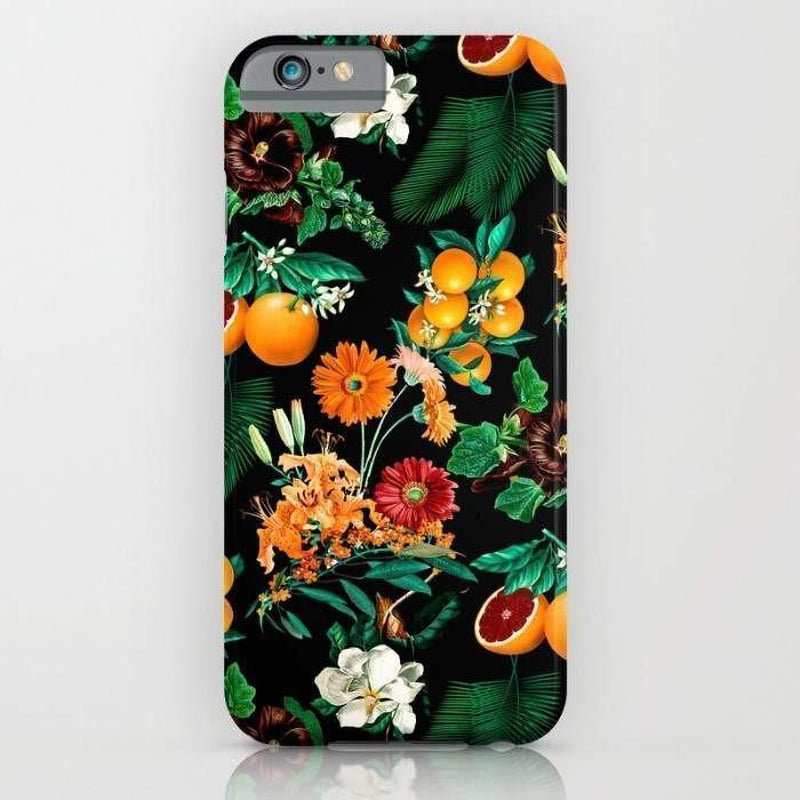 Berry Beautiful Blooms: Elevate Your Phone Style with This Chic Hard Plastic Case!